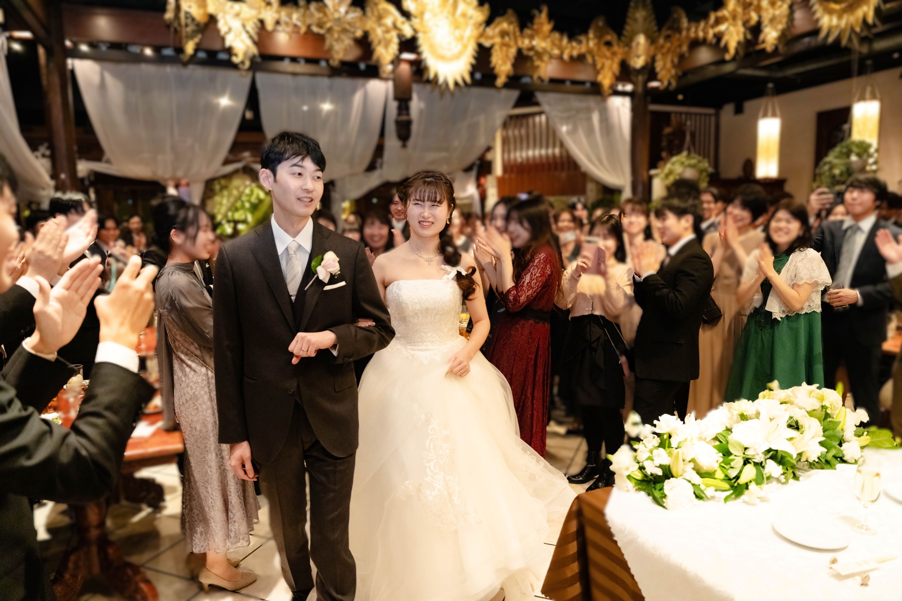 二次会の成功は入場シーンで決まる! 二次会の成功は入場シーンで決まる!