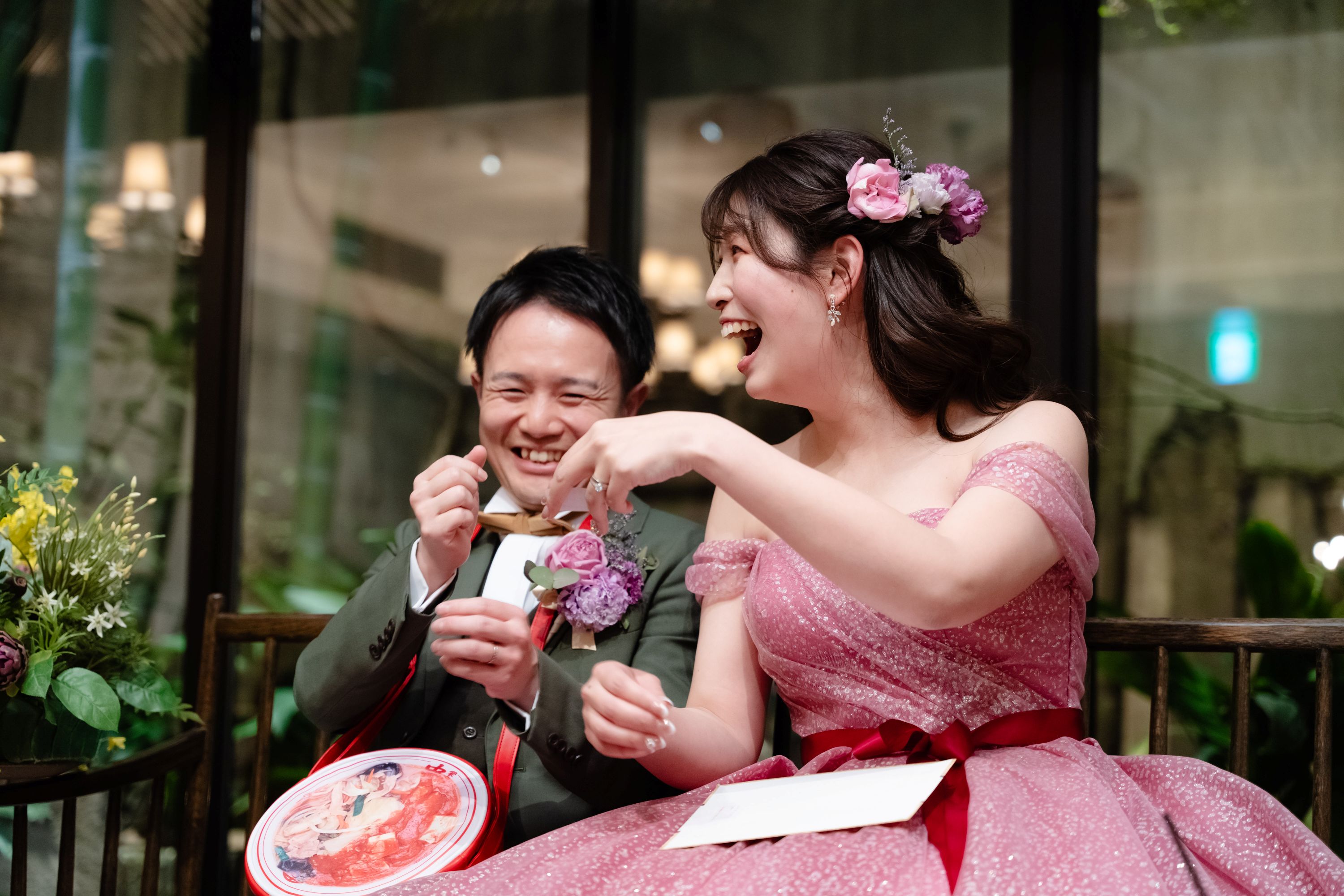 カジュアルな結婚パーティー