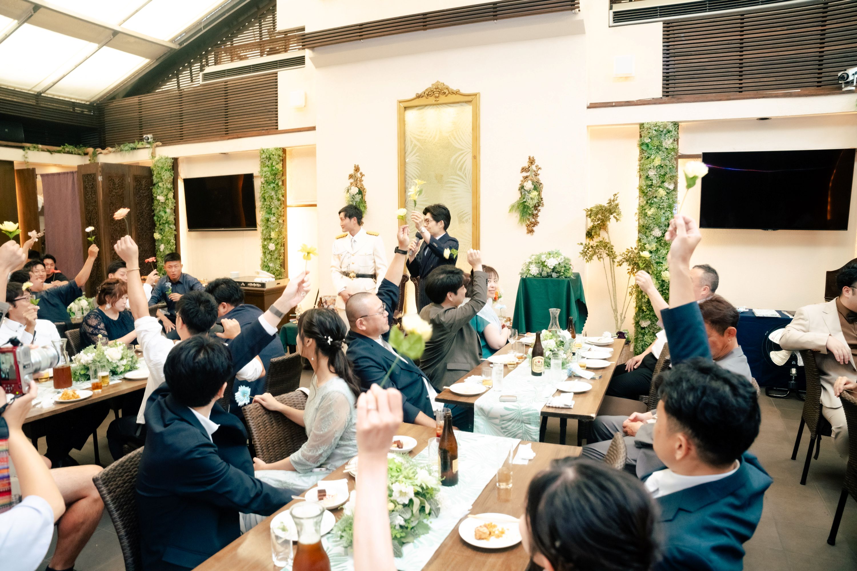結婚式1.5次会 ドレス色当てクイズ