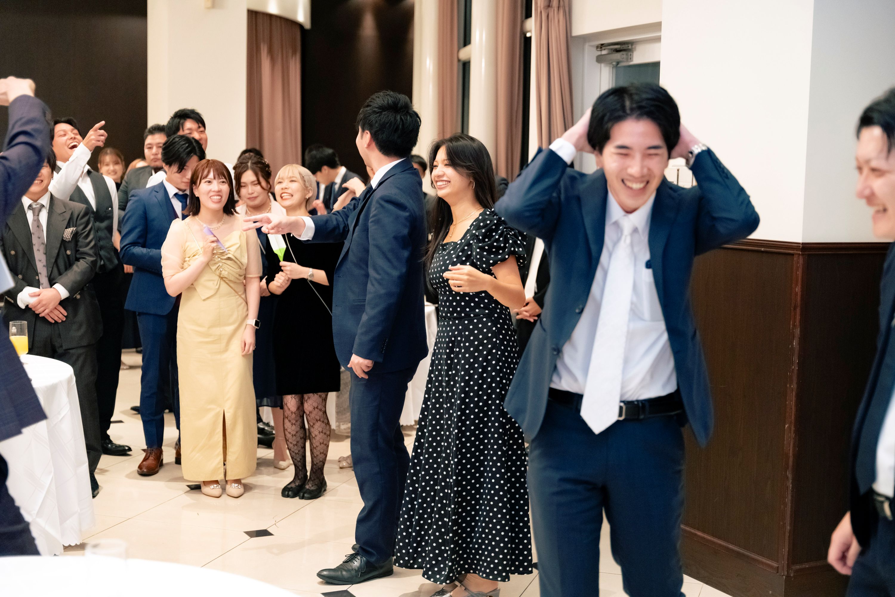 結婚式二次会で大盛り上がり！「似顔絵ゲーム」のルールをご紹介します