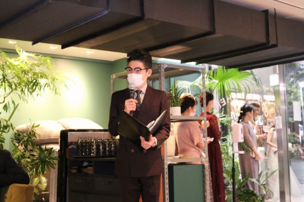 結婚式二次会の司会を承りました 結婚式二次会1 5次会幹事代行 公式ブログ 結婚式二次会1 5次会 幹事代行 ヴェルニウェディング
